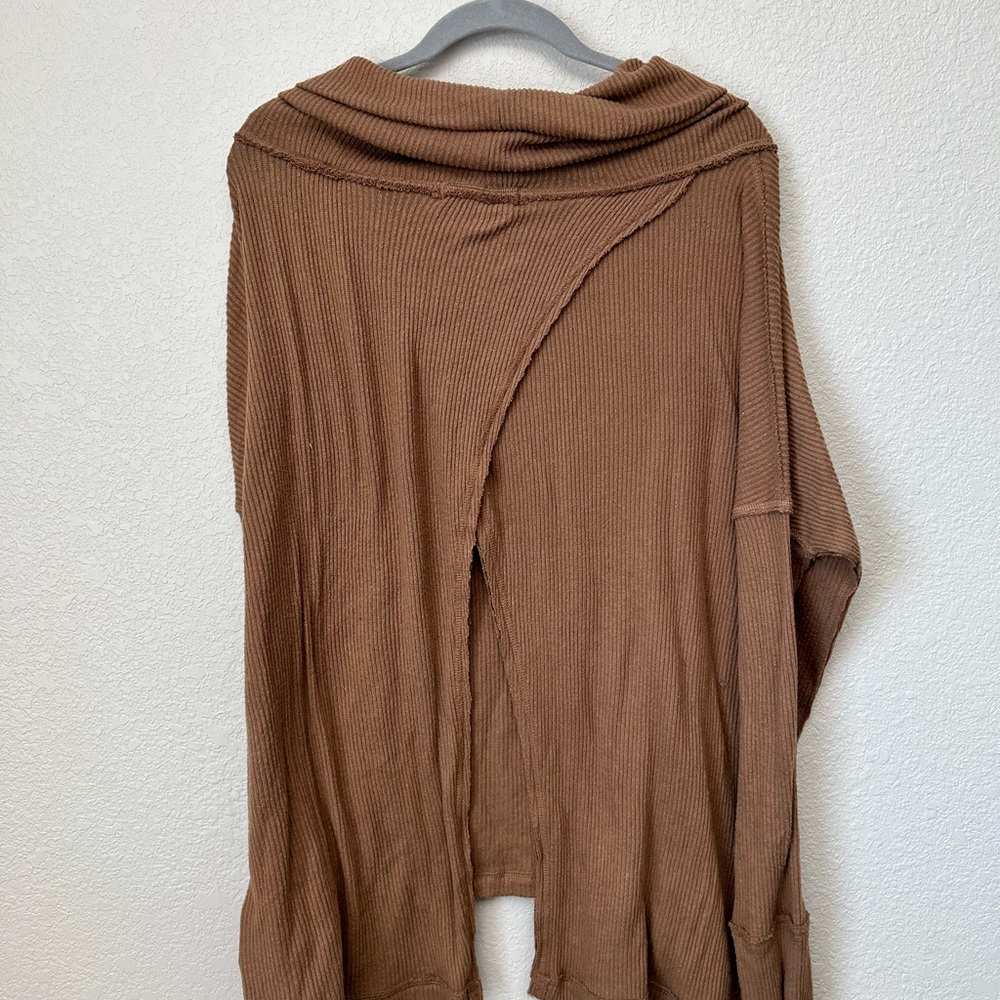 WE THE FREE | Free People long sleeve cowl neck sweater size medium - Picture 5 of 7